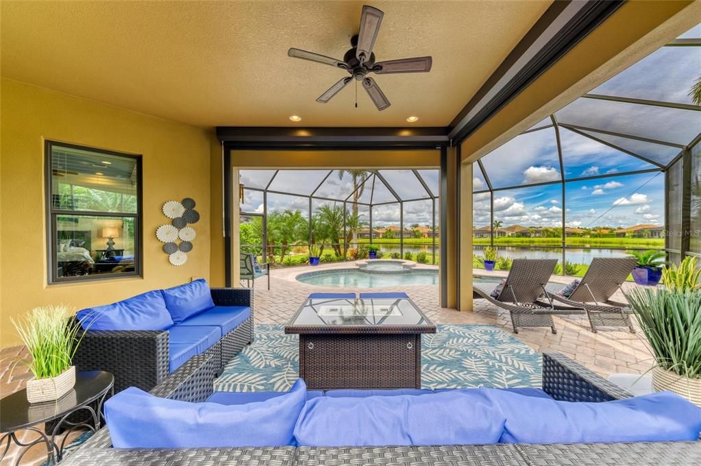 For Sale: $985,000 (3 beds, 2 baths, 2641 Square Feet)