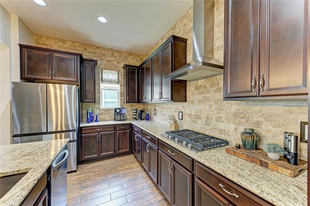 For Sale: $985,000 (3 beds, 2 baths, 2641 Square Feet)