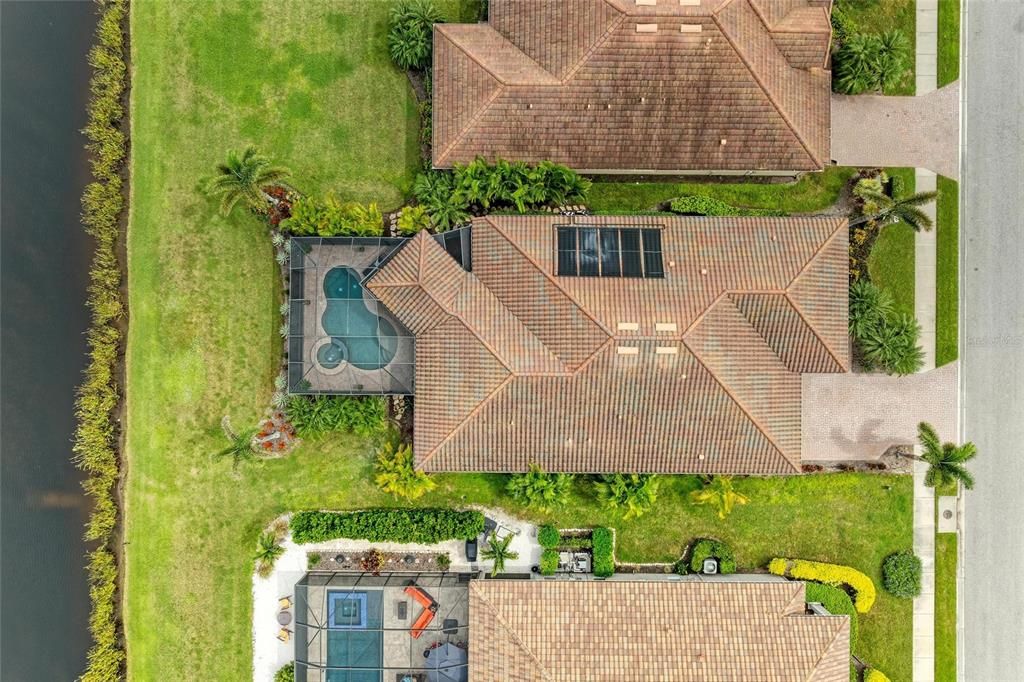 For Sale: $985,000 (3 beds, 2 baths, 2641 Square Feet)