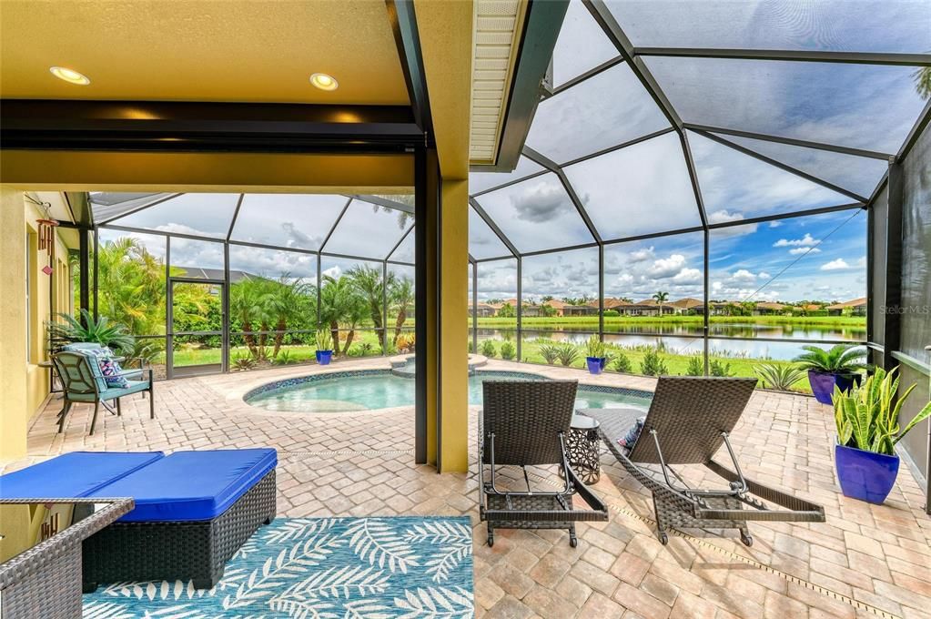 For Sale: $985,000 (3 beds, 2 baths, 2641 Square Feet)