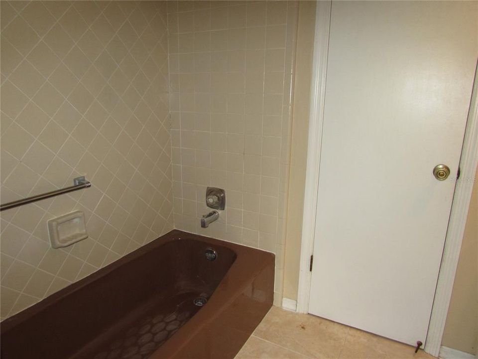 For Sale: $310,000 (3 beds, 2 baths, 2053 Square Feet)