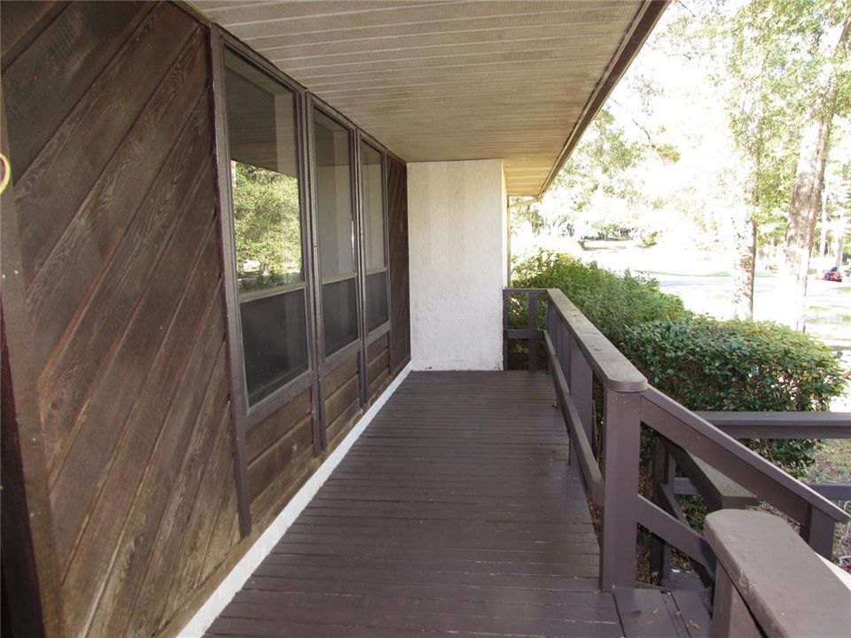 For Sale: $310,000 (3 beds, 2 baths, 2053 Square Feet)