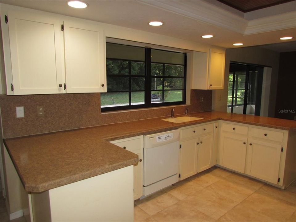 For Sale: $310,000 (3 beds, 2 baths, 2053 Square Feet)