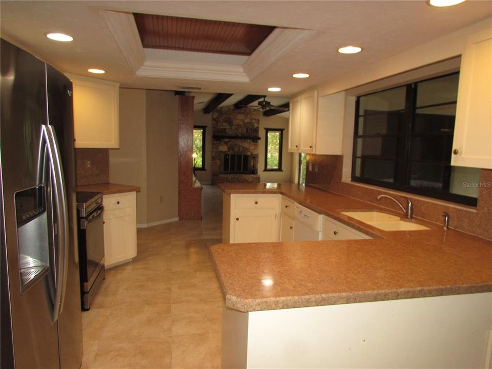 For Sale: $310,000 (3 beds, 2 baths, 2053 Square Feet)