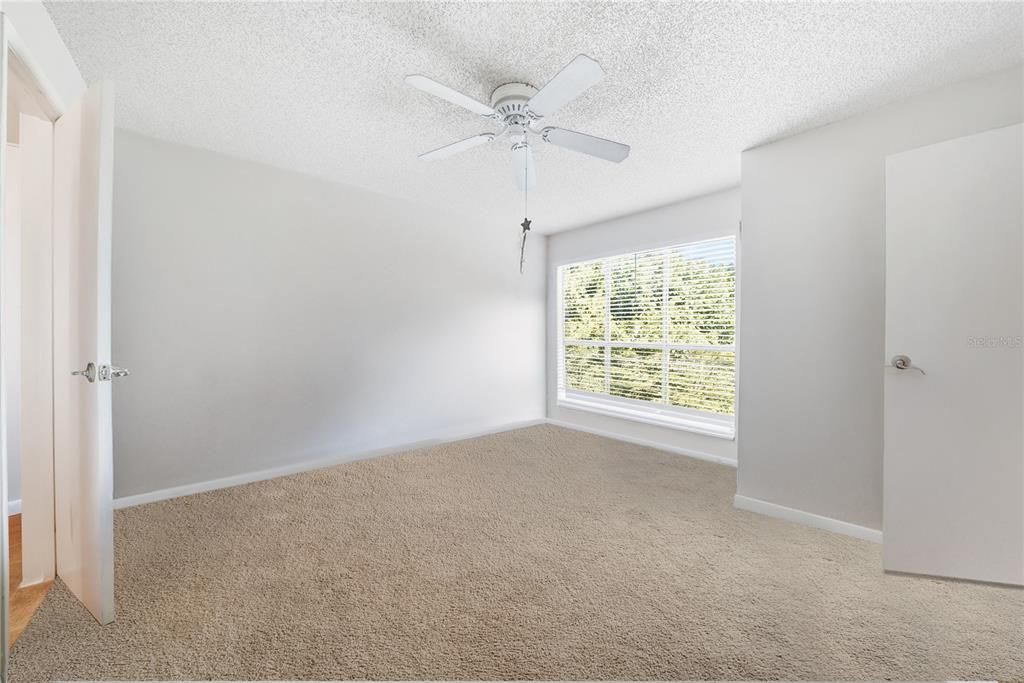 На продажу: $189,000 (2 спален, 2 ванн, 950 Квадратных фут)