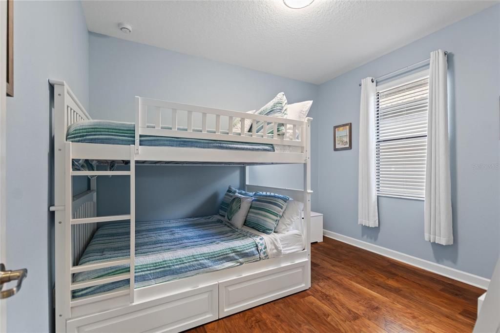 待售: $589,000 (4 贝兹, 3 浴室, 2287 平方英尺)