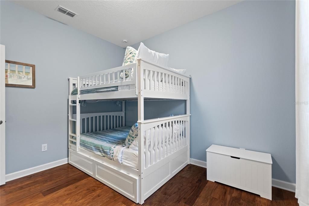 待售: $589,000 (4 贝兹, 3 浴室, 2287 平方英尺)