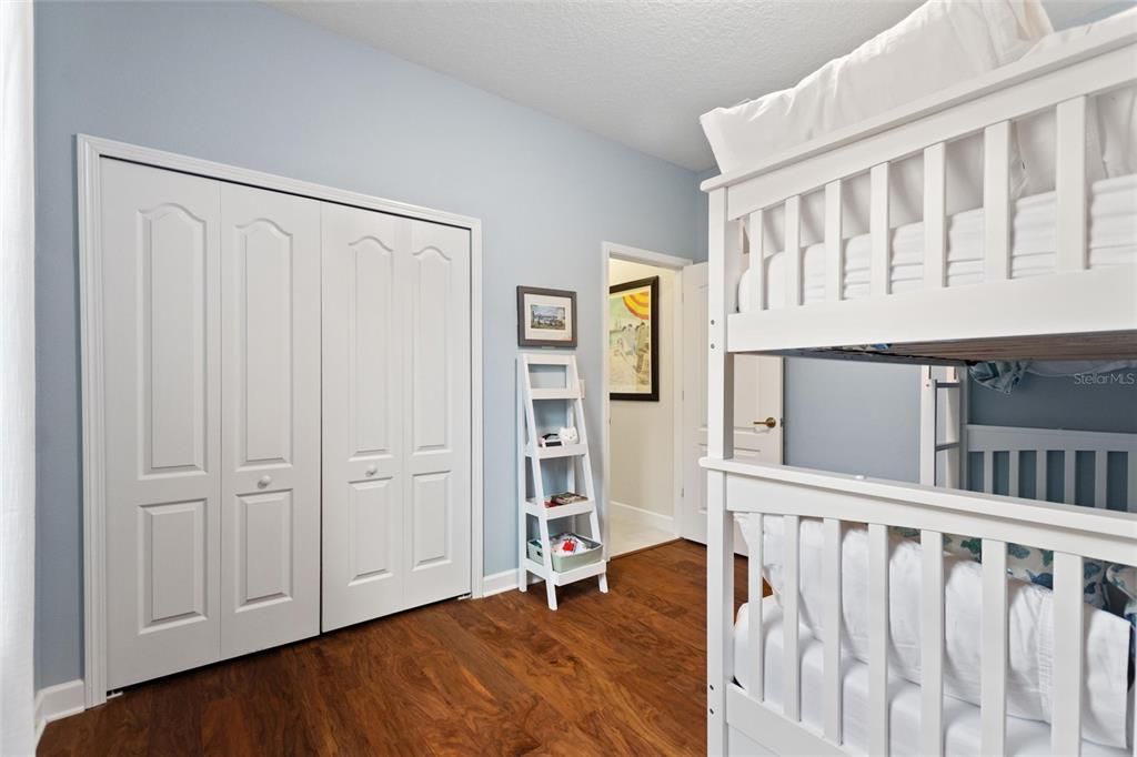 待售: $589,000 (4 贝兹, 3 浴室, 2287 平方英尺)