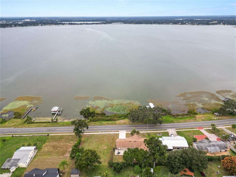 For Sale: $489,000 (3 beds, 2 baths, 2804 Square Feet)