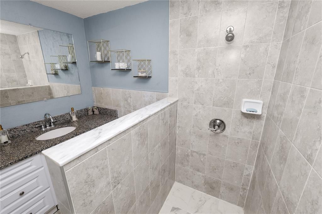 For Sale: $489,000 (3 beds, 2 baths, 2804 Square Feet)