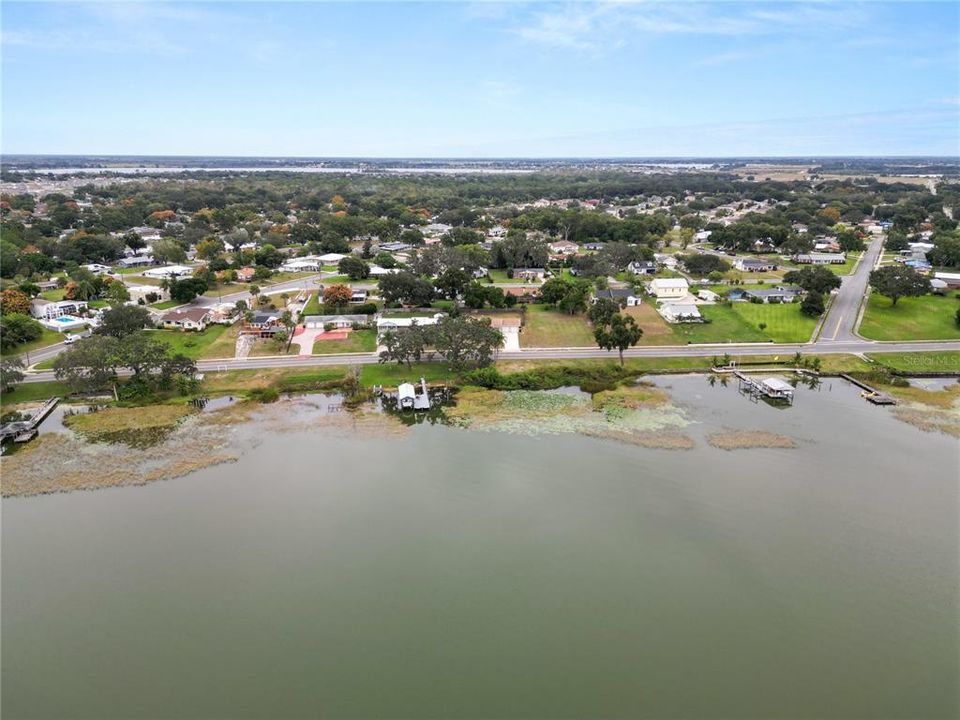 For Sale: $489,000 (3 beds, 2 baths, 2804 Square Feet)