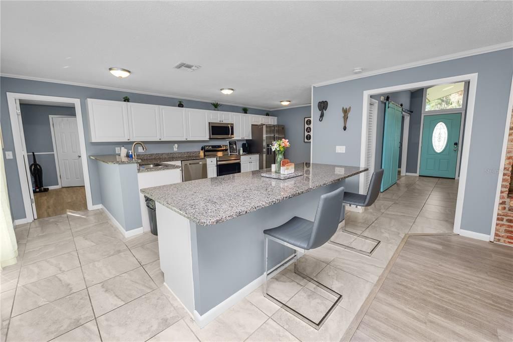 For Sale: $489,000 (3 beds, 2 baths, 2804 Square Feet)