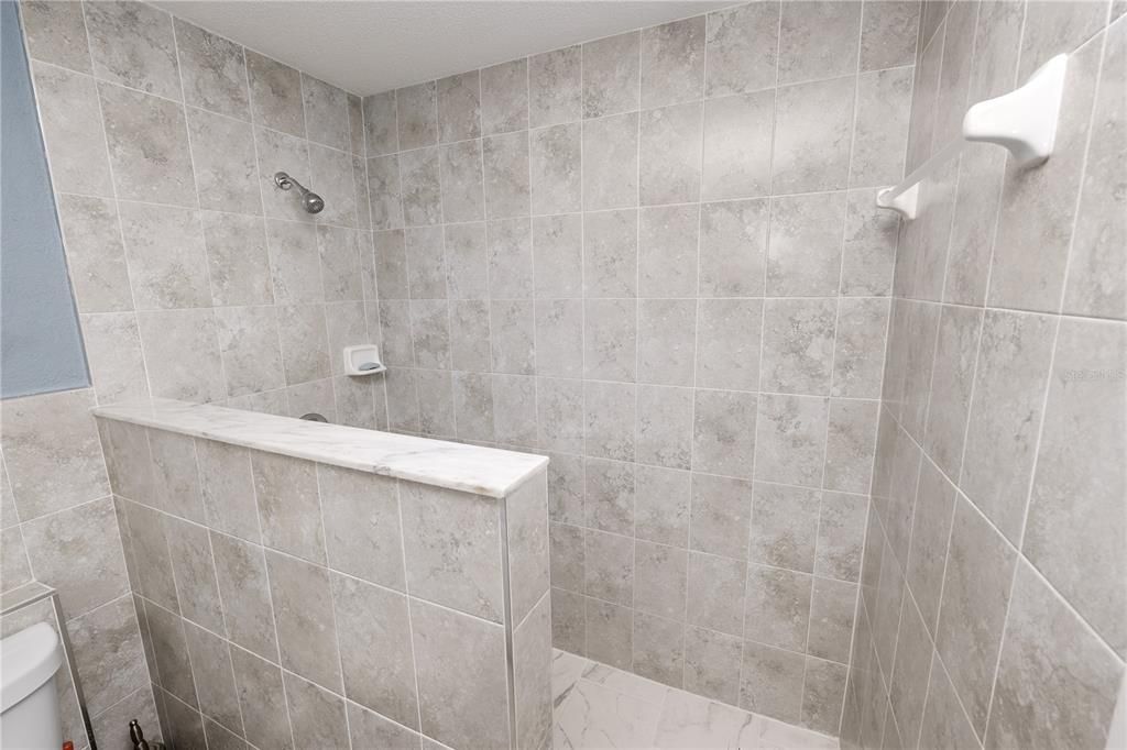 For Sale: $489,000 (3 beds, 2 baths, 2804 Square Feet)