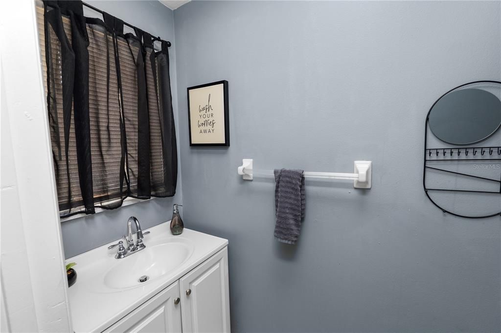 For Sale: $489,000 (3 beds, 2 baths, 2804 Square Feet)