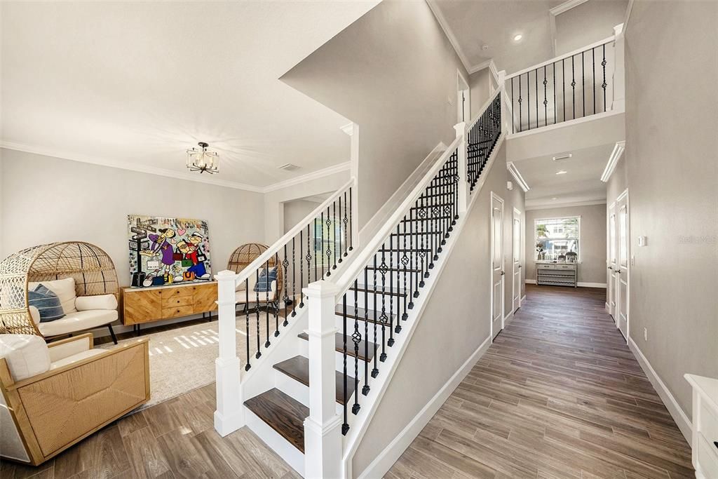 En Venta: $799,000 (4 camas, 2 baños, 2706 Pies cuadrados)