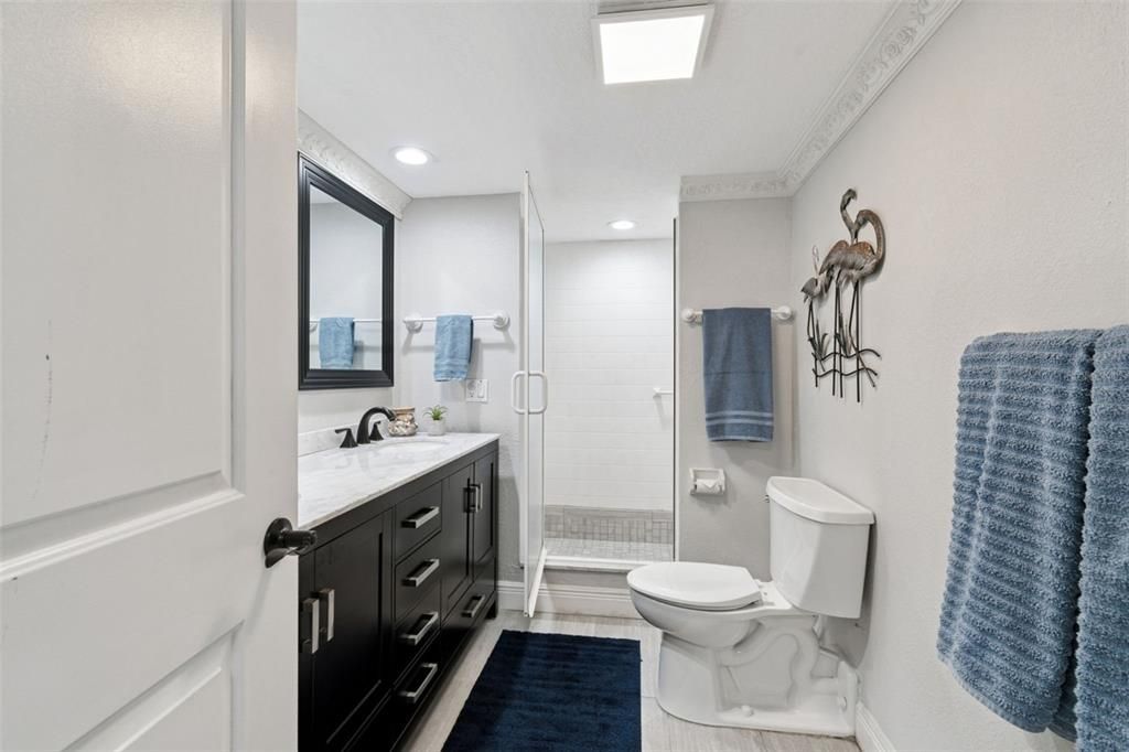 For Sale: $1,100,000 (3 beds, 2 baths, 2565 Square Feet)