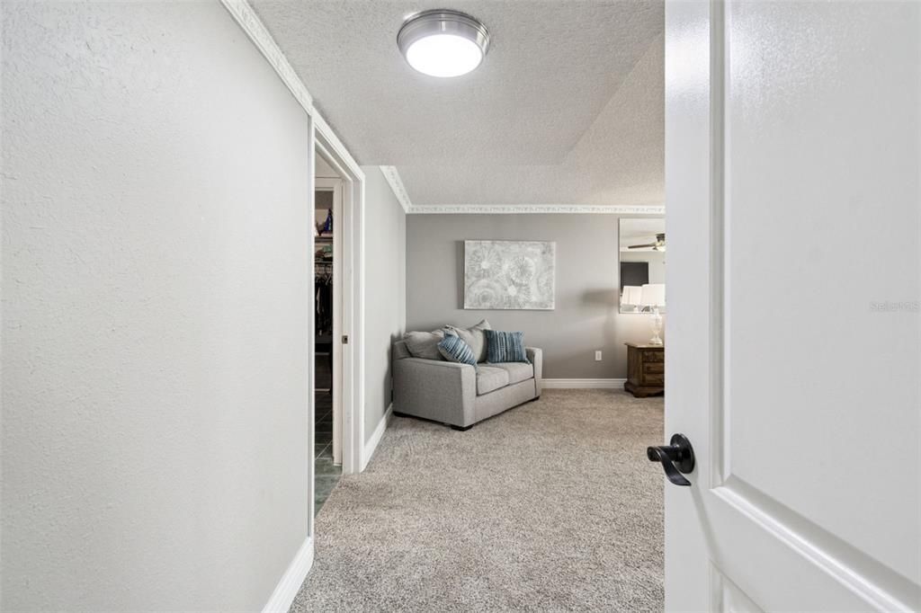 For Sale: $1,100,000 (3 beds, 2 baths, 2565 Square Feet)