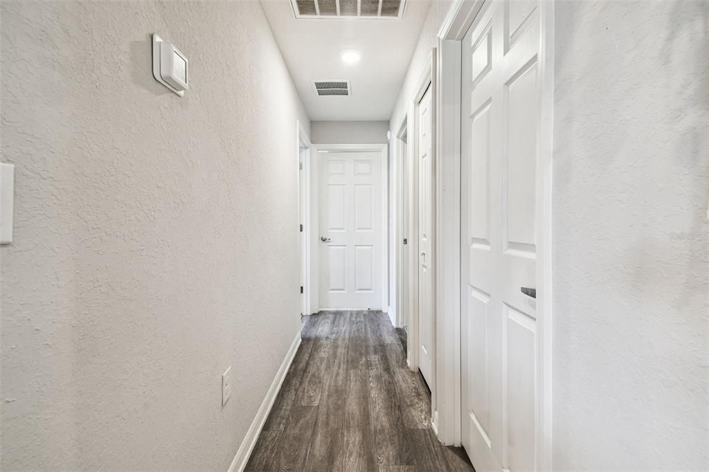 待售: $330,000 (3 贝兹, 2 浴室, 1492 平方英尺)