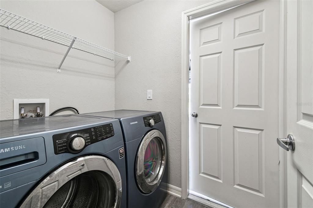 待售: $330,000 (3 贝兹, 2 浴室, 1492 平方英尺)