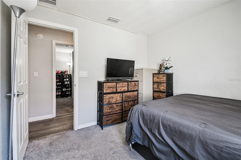 待售: $330,000 (3 贝兹, 2 浴室, 1492 平方英尺)