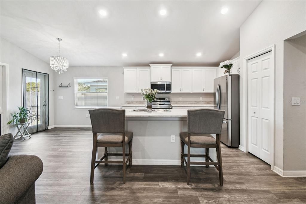 待售: $330,000 (3 贝兹, 2 浴室, 1492 平方英尺)