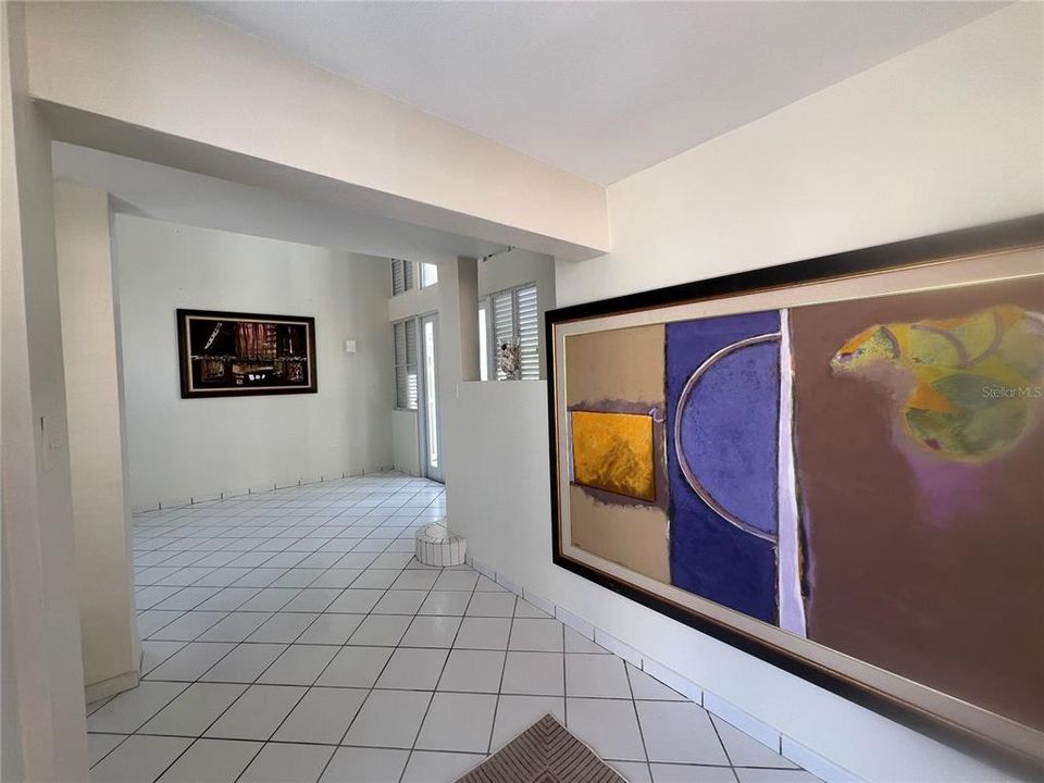 For Rent: $3,450 (3 beds, 3 baths, 3128 Square Feet)