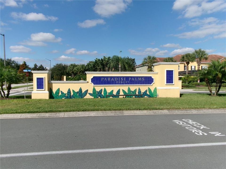 На продажу: $345,900 (4 спален, 3 ванн, 1884 Квадратных фут)