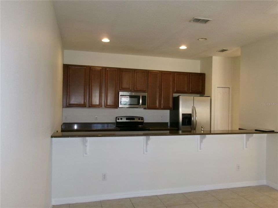 На продажу: $345,900 (4 спален, 3 ванн, 1884 Квадратных фут)