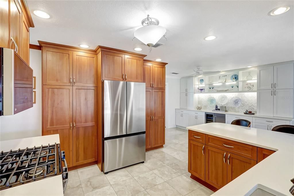 待售: $949,999 (3 贝兹, 2 浴室, 1918 平方英尺)