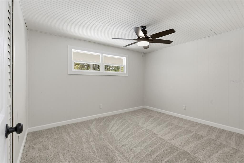 For Sale: $214,900 (3 beds, 1 baths, 1012 Square Feet)