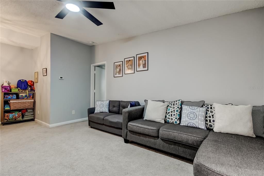 En Venta: $185,000 (2 camas, 2 baños, 900 Pies cuadrados)