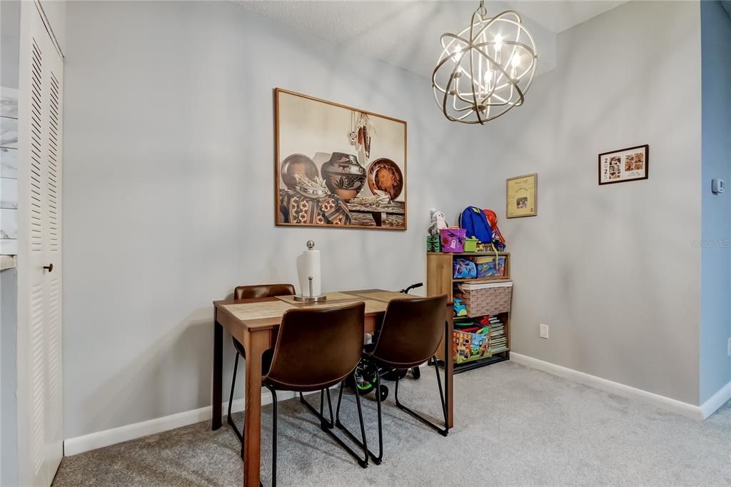 En Venta: $185,000 (2 camas, 2 baños, 900 Pies cuadrados)