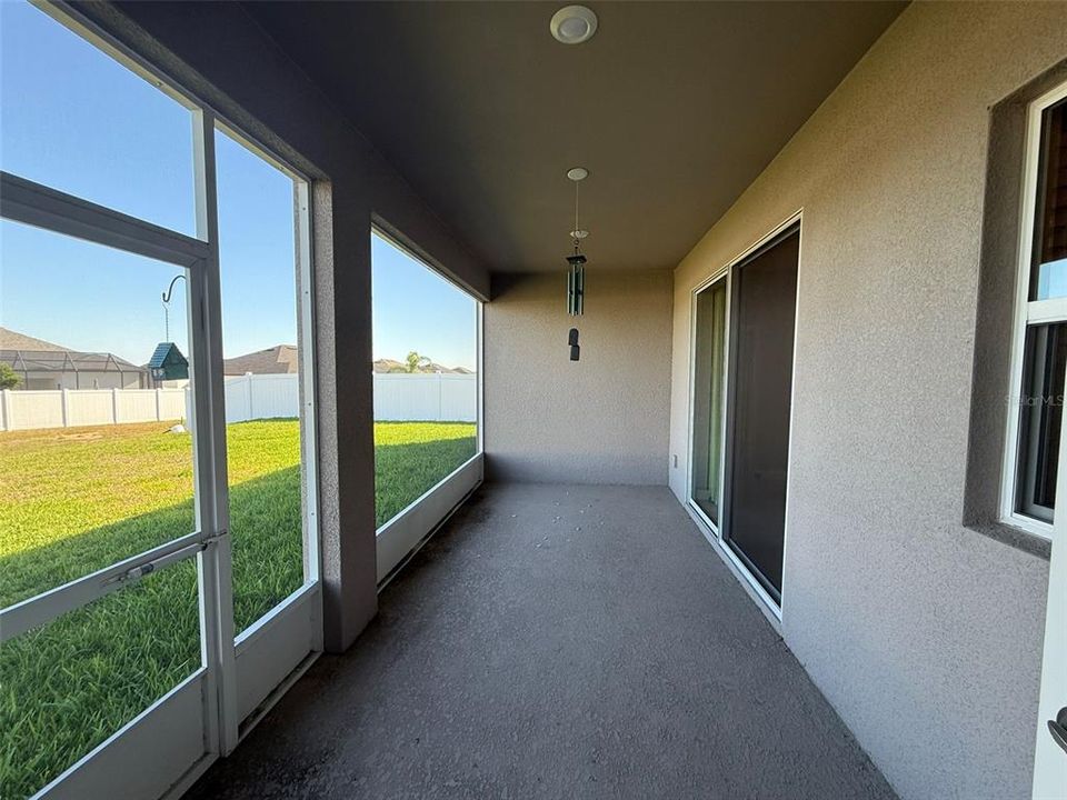 En Renta: $3,000 (5 camas, 3 baños, 2776 Pies cuadrados)