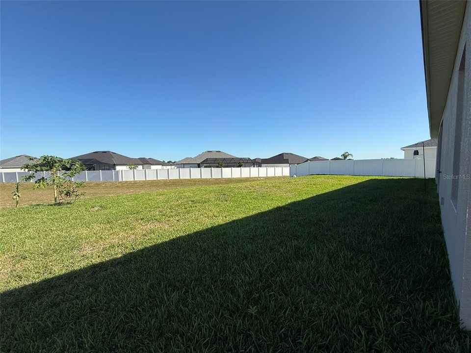 En Renta: $3,000 (5 camas, 3 baños, 2776 Pies cuadrados)