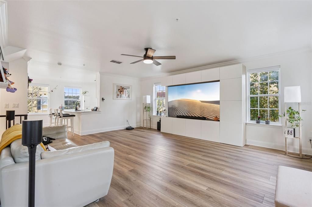 For Sale: $520,000 (3 beds, 2 baths, 1640 Square Feet)