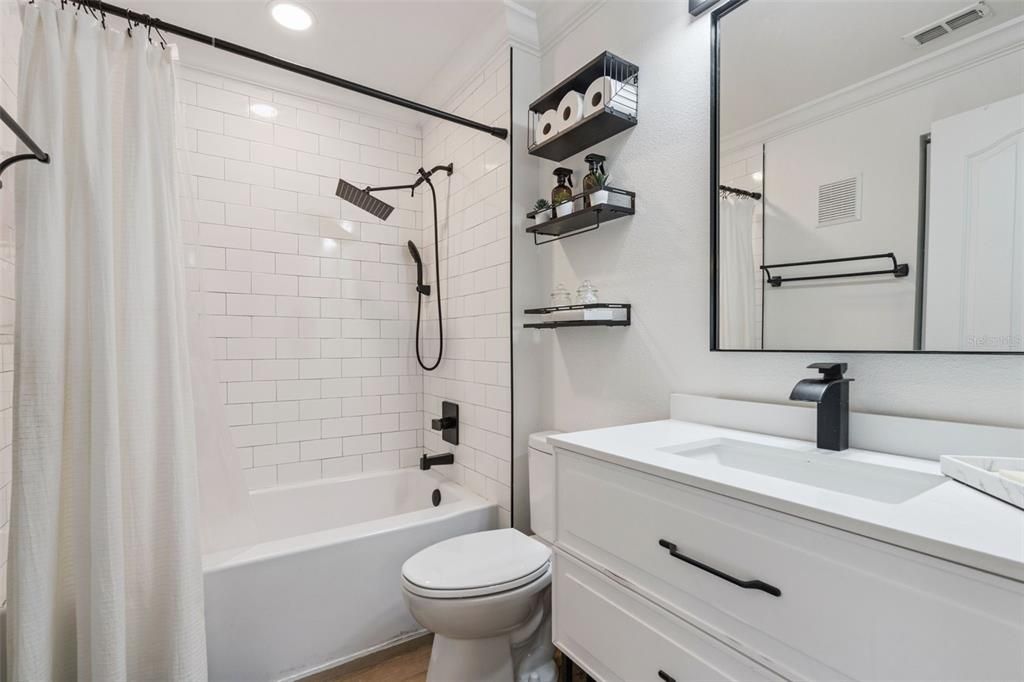 For Sale: $520,000 (3 beds, 2 baths, 1640 Square Feet)