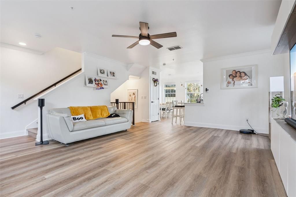 For Sale: $520,000 (3 beds, 2 baths, 1640 Square Feet)