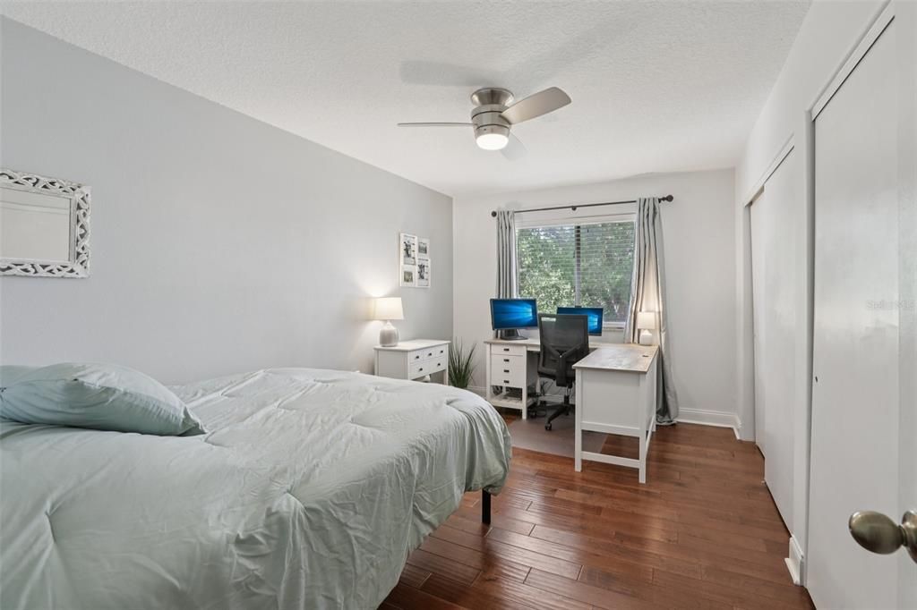 En Venta: $650,000 (4 camas, 2 baños, 2277 Pies cuadrados)