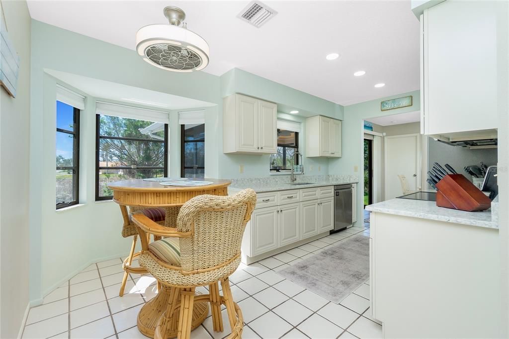 Active With Contract: $239,000 (2 beds, 2 baths, 1020 Square Feet)