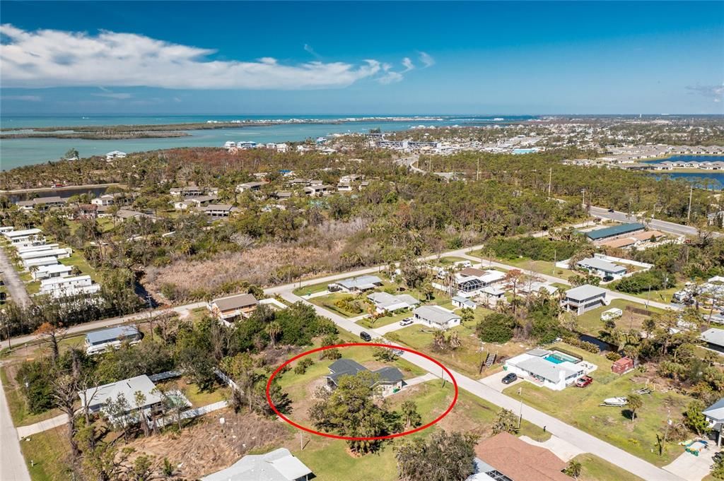 Active With Contract: $239,000 (2 beds, 2 baths, 1020 Square Feet)