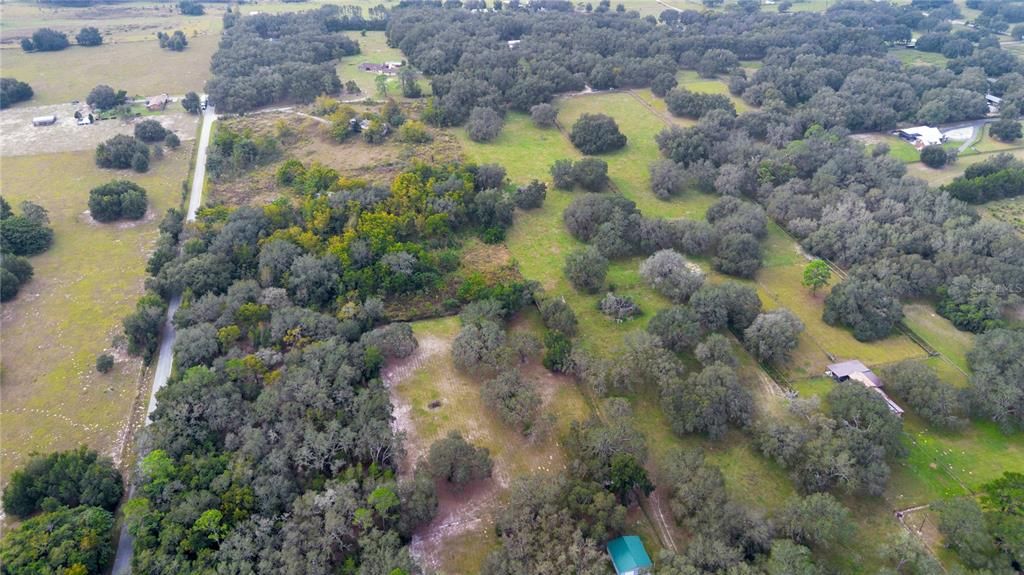 待售: $508,000 (9.85 acres)