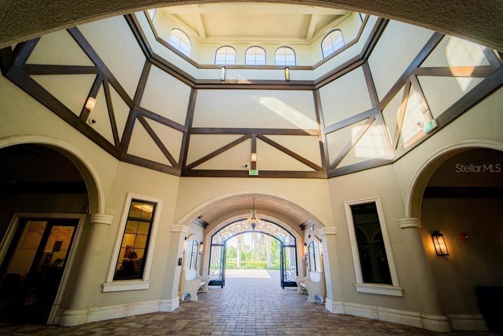 待售: $427,400 (2 贝兹, 2 浴室, 1355 平方英尺)