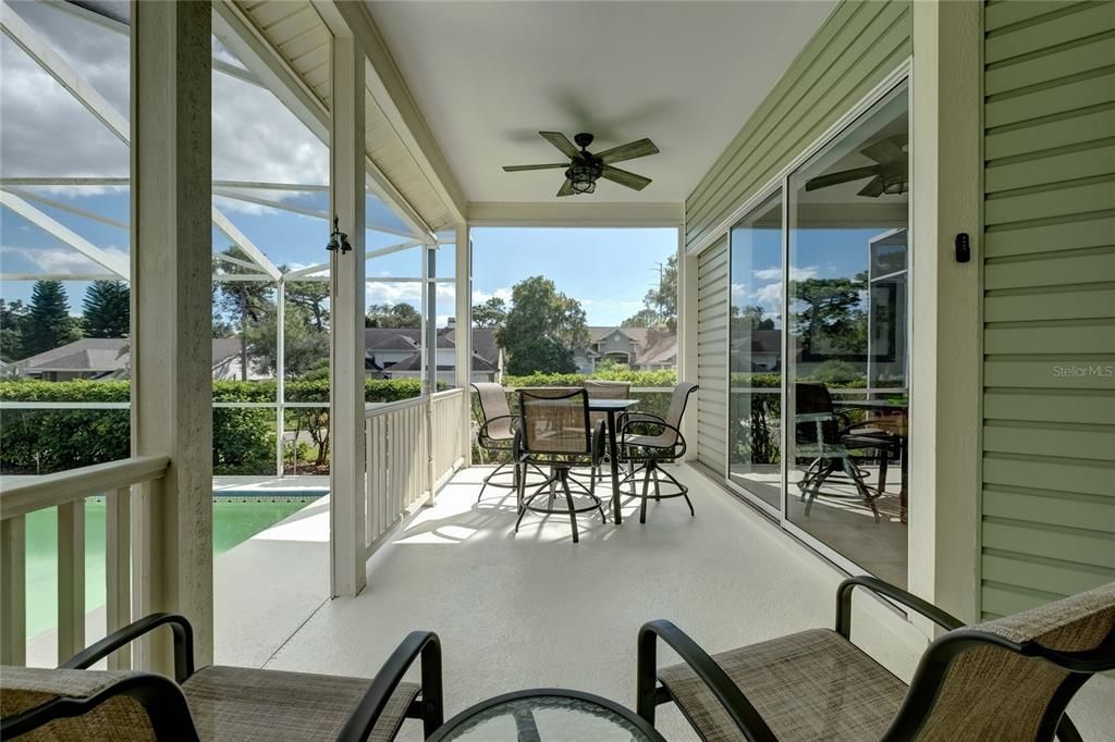 En Venta: $539,900 (4 camas, 2 baños, 1921 Pies cuadrados)