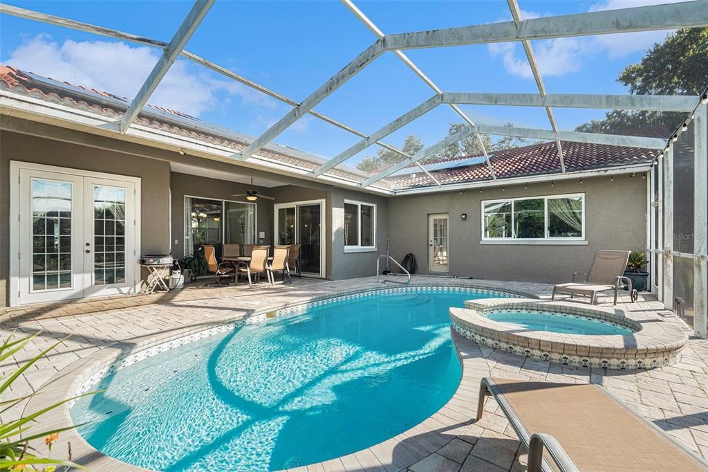 Active With Contract: $625,000 (3 beds, 2 baths, 2541 Square Feet)