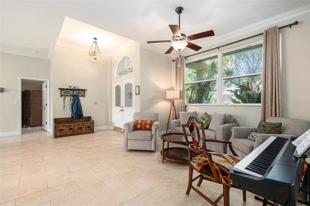 Active With Contract: $625,000 (3 beds, 2 baths, 2541 Square Feet)