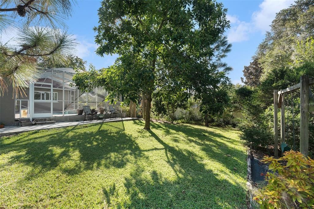 Active With Contract: $625,000 (3 beds, 2 baths, 2541 Square Feet)