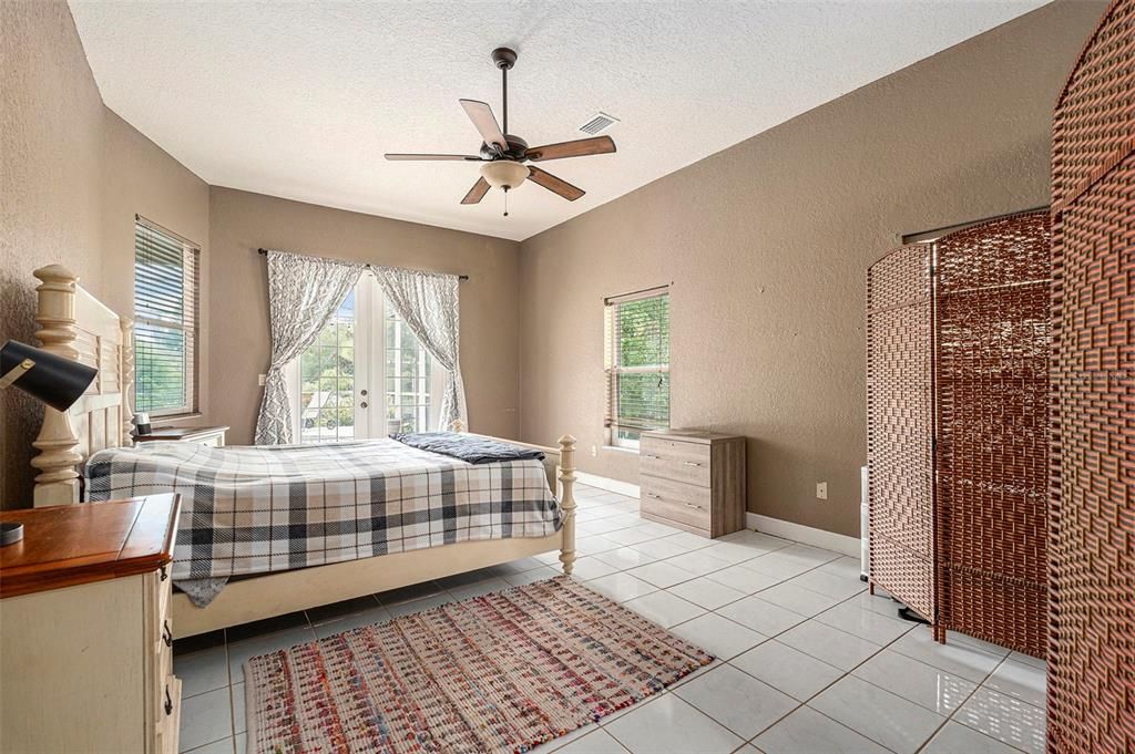 Active With Contract: $625,000 (3 beds, 2 baths, 2541 Square Feet)