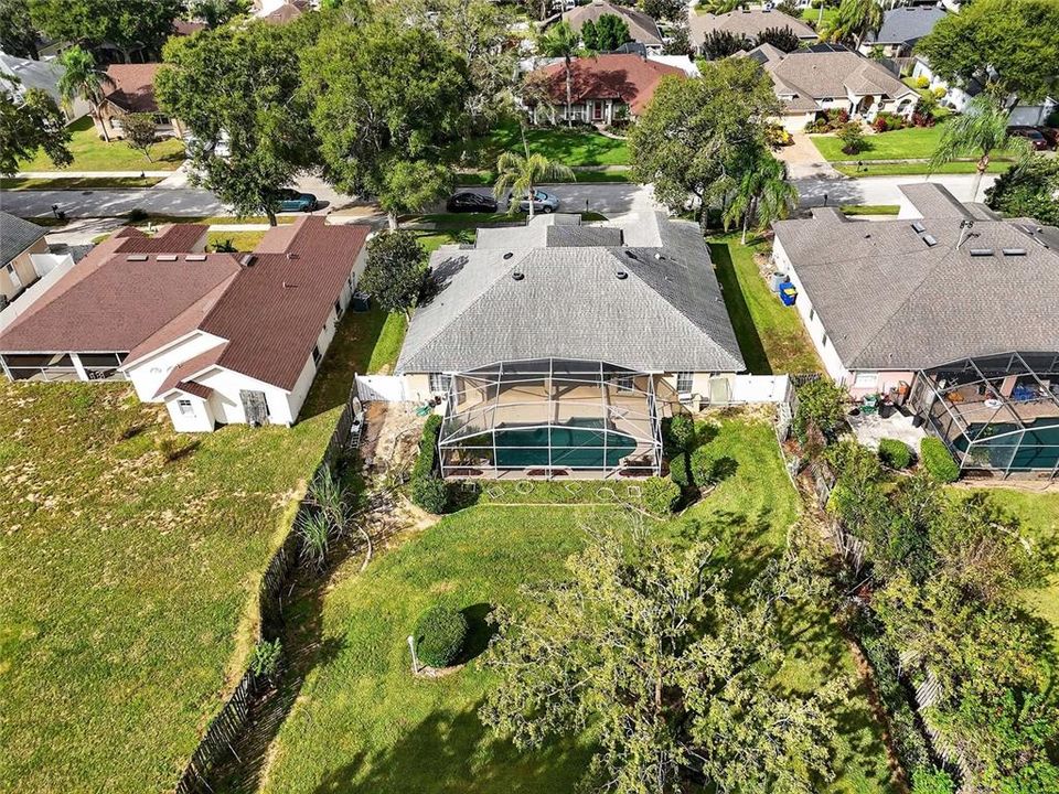 合同活跃: $449,990 (4 贝兹, 2 浴室, 2416 平方英尺)