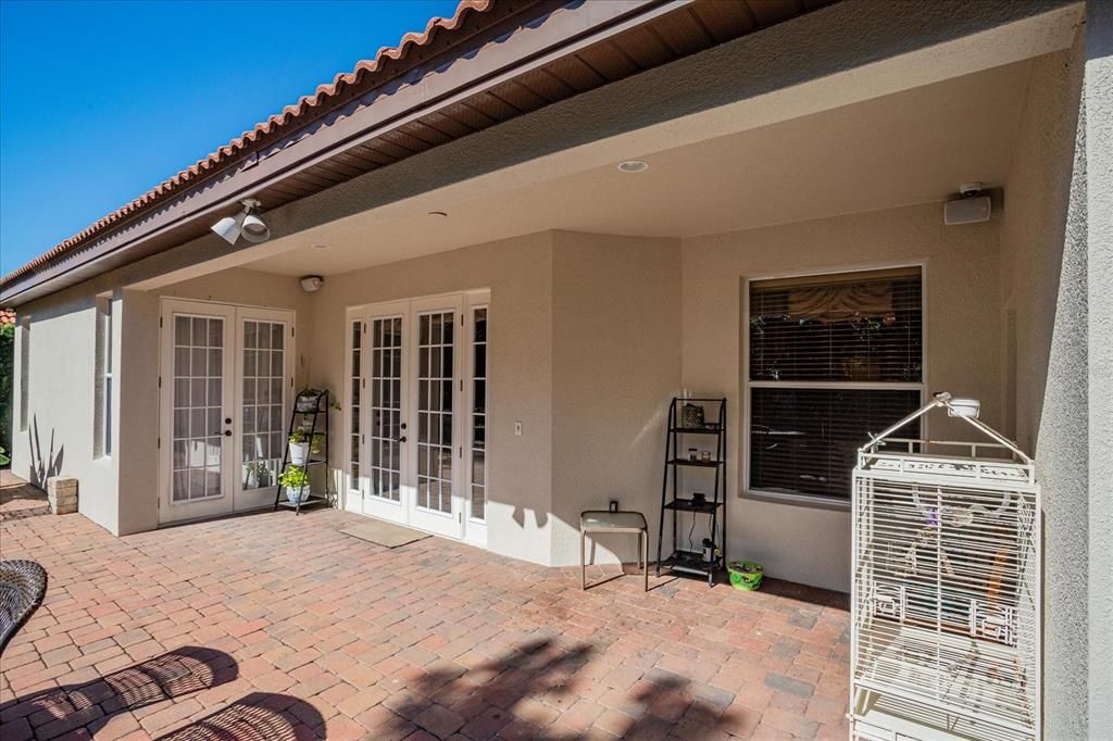 For Sale: $850,000 (4 beds, 3 baths, 2764 Square Feet)