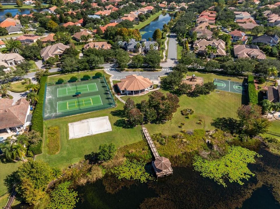 For Sale: $850,000 (4 beds, 3 baths, 2764 Square Feet)